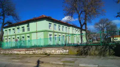 Основно училище „Гео Милев“