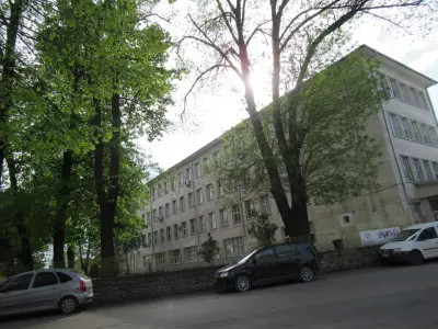СУ "Бачо Киро"