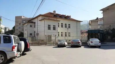 Начално Училище "Михаил Каролиди"