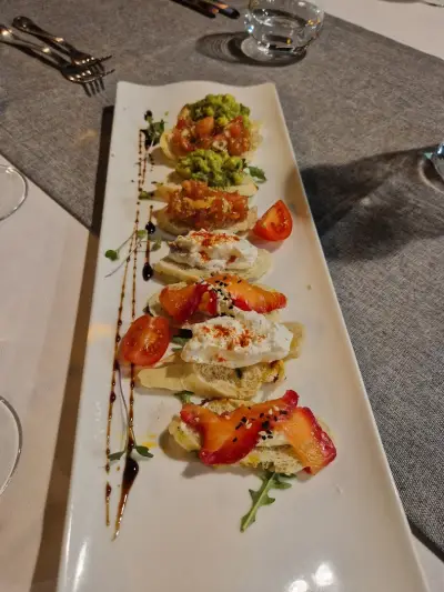 The Clock bar | food