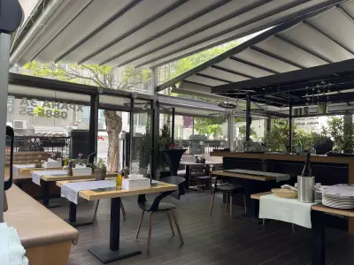 The Clock bar | food