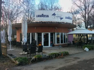 Бар енд динър “Дриймс”