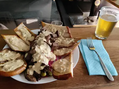 Tap Local: Craft Beer Bar