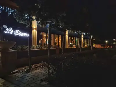 La Piazza by DR