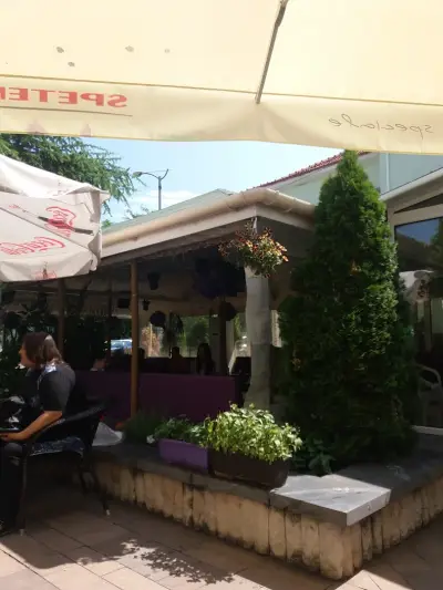 "La Terraza" bar&food