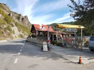 Момина Кула