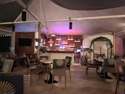 Rotonda café-bistro