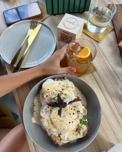 MEET - Food & Social Place
