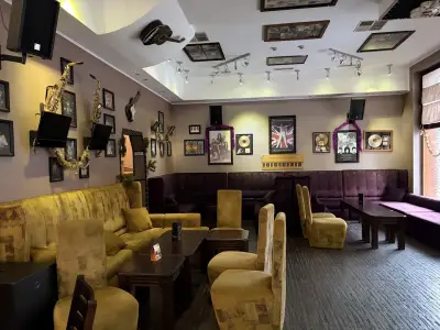 Queen's Pub Pirin Golf