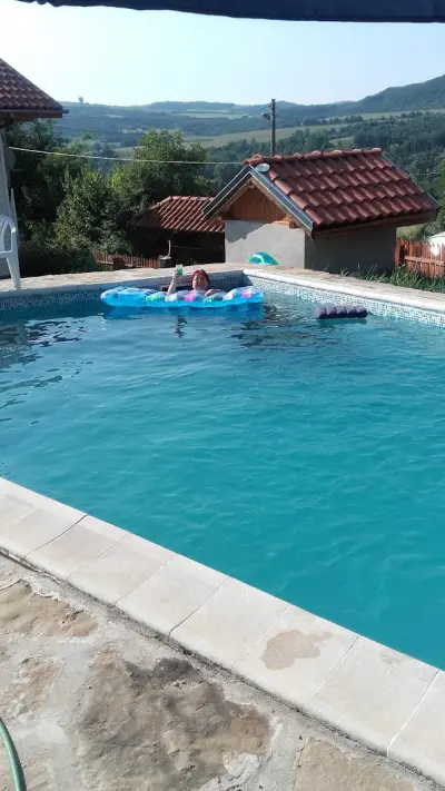 Вила Уникета