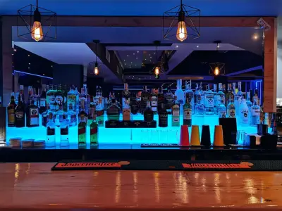 FX Disco & Cafe