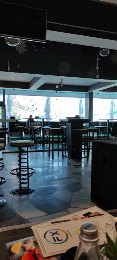 FX Disco & Cafe