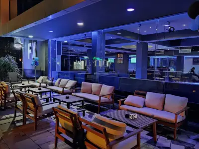 FX Disco & Cafe