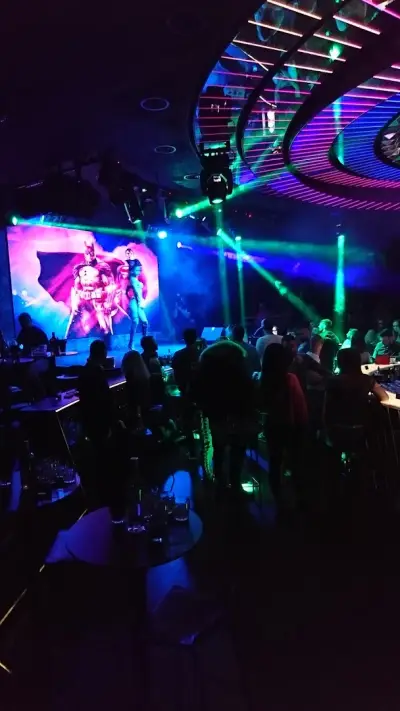 Flash club
