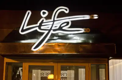 Life, Bar & Kitchen