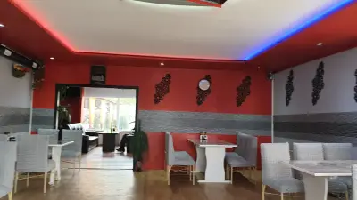 Bar & Dinner ALMANA