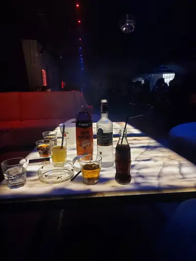 БАР КЛУБ РИЦ
