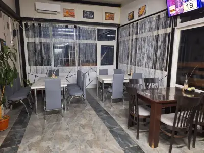 Снек-Бар "Алекс"/Alex's Snack Bar