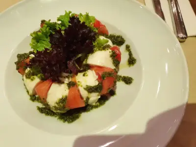 Grill House BBQ & GARDEN