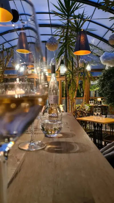 Wine O'Clock - Wine Tasting Bar