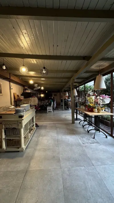 Wine O'Clock - Wine Tasting Bar