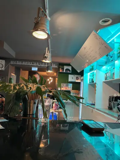 Derida BAR