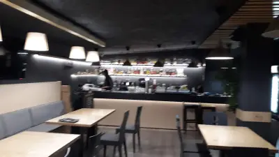 Fly Bar & Diner - Дружба