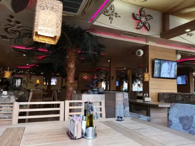 Sweet Bar & Grill | Младост