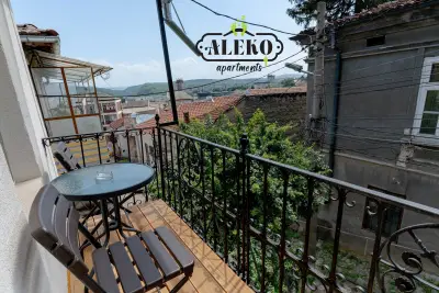 Alice House