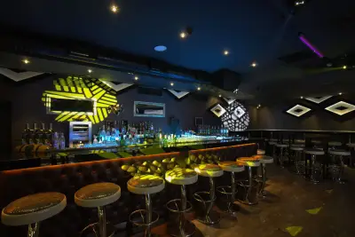 Пиано бар ИЗТОК | Piano Bar IZTOK