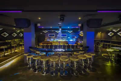 Пиано бар ИЗТОК | Piano Bar IZTOK