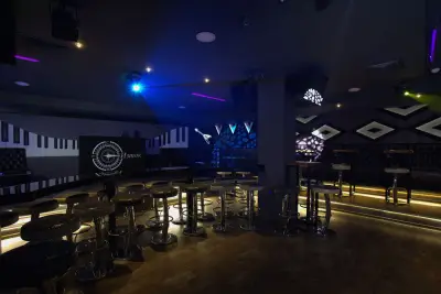 Пиано бар ИЗТОК | Piano Bar IZTOK