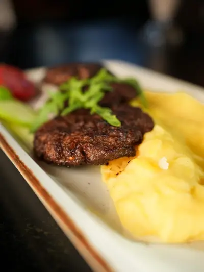 Story Bar & Dinner