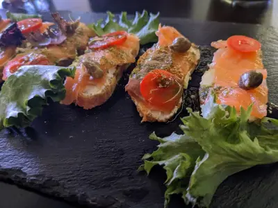 Story Bar & Dinner