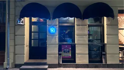 Phi Cocktail Bar