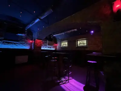 Dirty Bar