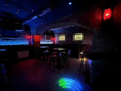 Dirty Bar