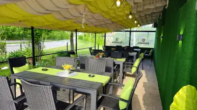 Bar Sissy, Кафе аперитив Сиси