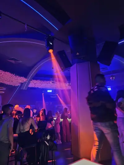 Bar club Phoenix