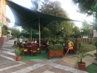 БАР ФИЕСТА