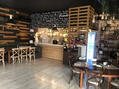 Бар-Грил "Приятели" / Bar&Grill "Friends"