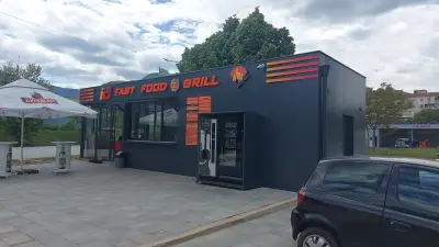 I and D Fast Food & Grill