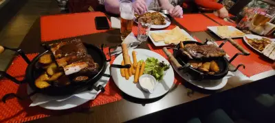 Куинс пъб Банско