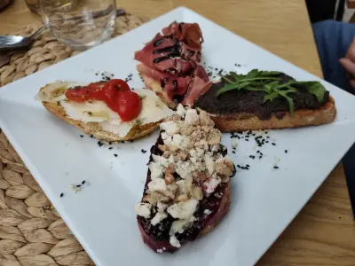 OSCAR Wine Bar & Gastro