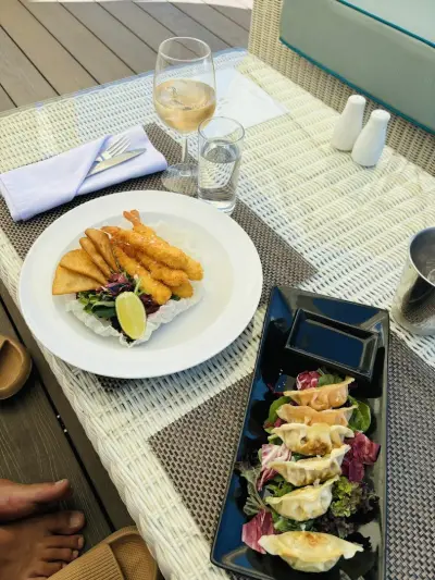 La Veranda Bar & Lounge