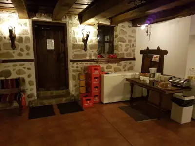 Nash Bar