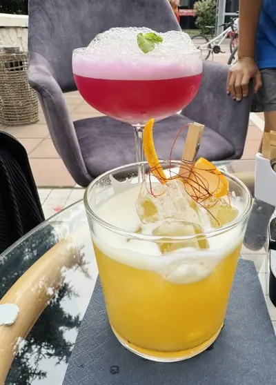 Tadow Cocktail Lounge