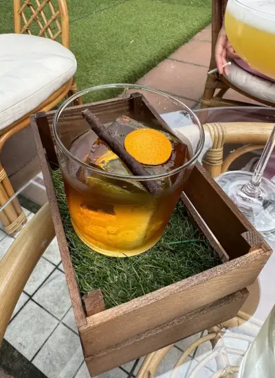 Tadow Cocktail Lounge