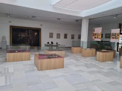 Исторически музей Перущица