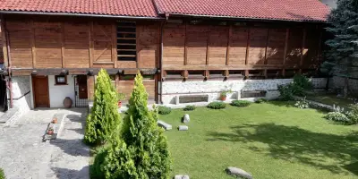 Радонова Къща